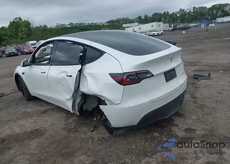 2021 Tesla Model Y Long Range Dual Motor All-Wheel Drive из США, поврежденный, VIN 5YJYGDEE8MF151699